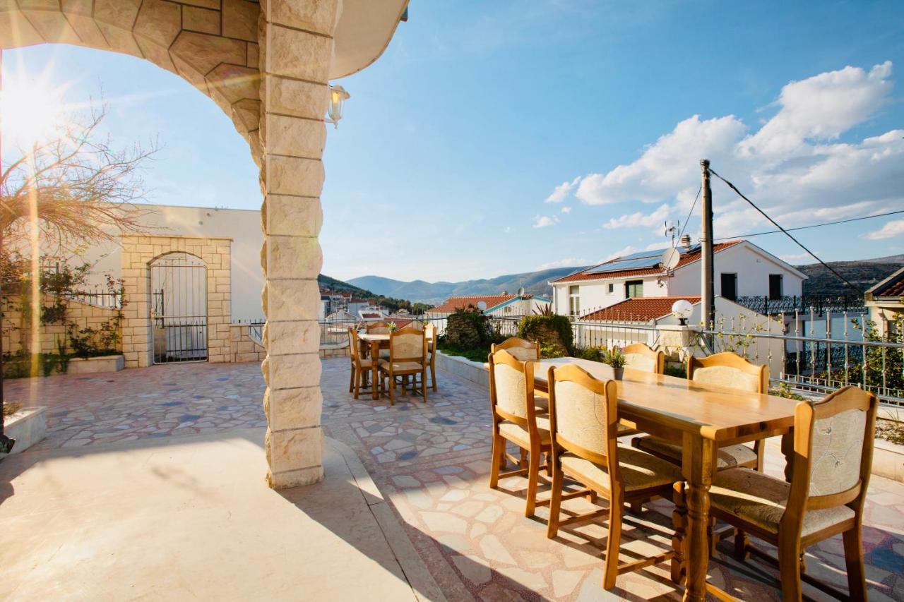 Hotel Buenavista Beach House Trogir Mastrinka Extérieur photo