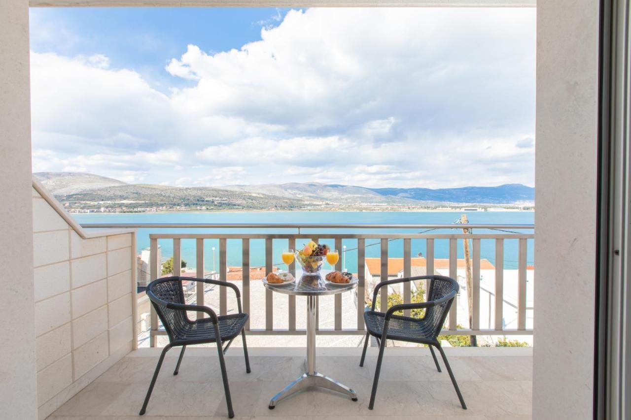 Hotel Buenavista Beach House Trogir Mastrinka Extérieur photo