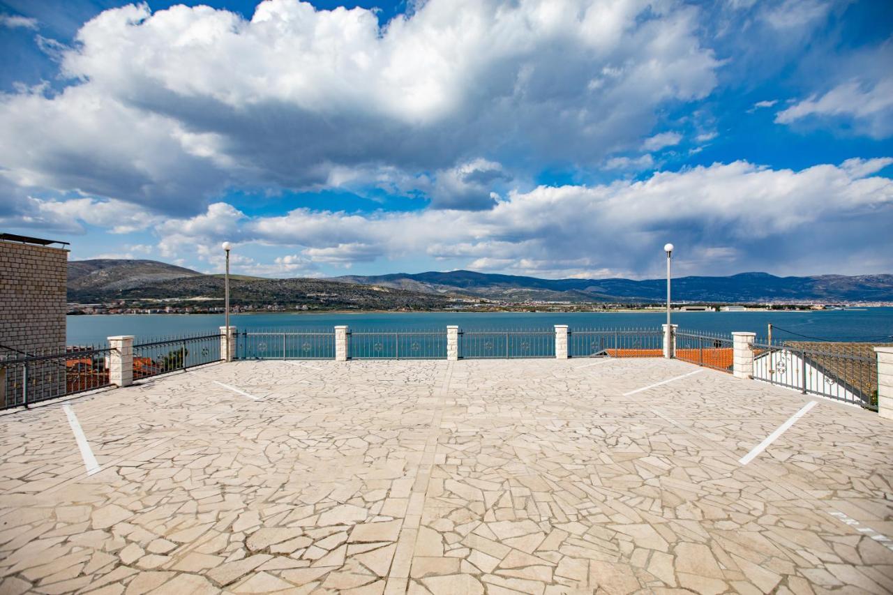 Hotel Buenavista Beach House Trogir Mastrinka Extérieur photo